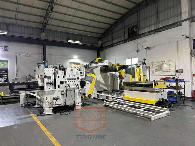 自動(dòng)開卷整平送料沖壓三合一送料機(jī)整平量采用電動(dòng)調(diào)節(jié)方式的好處有哪些？