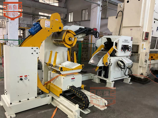 「智能升級」三合一送料機(jī)如何實現(xiàn)汽車配件沖壓良品率提升30%+